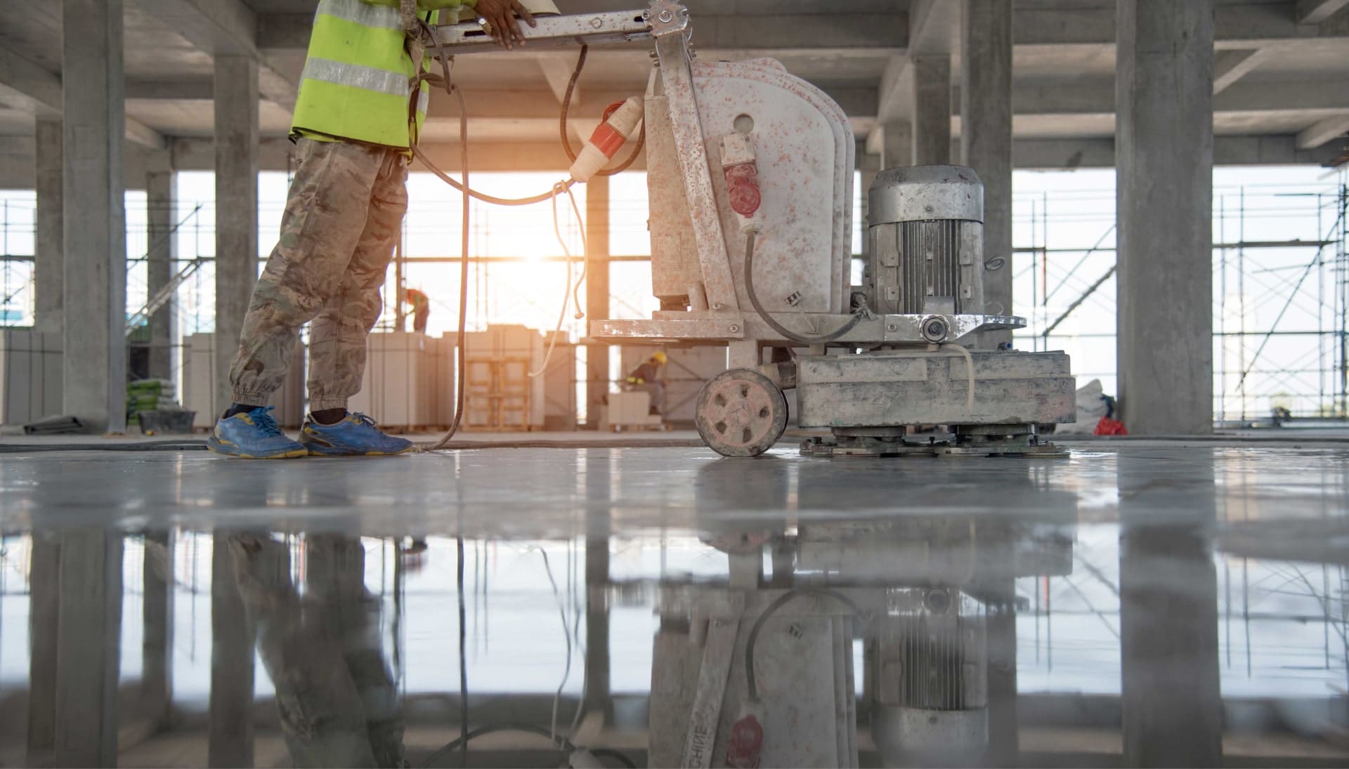 Concrete finishing for house flooring in Dallas, Tx